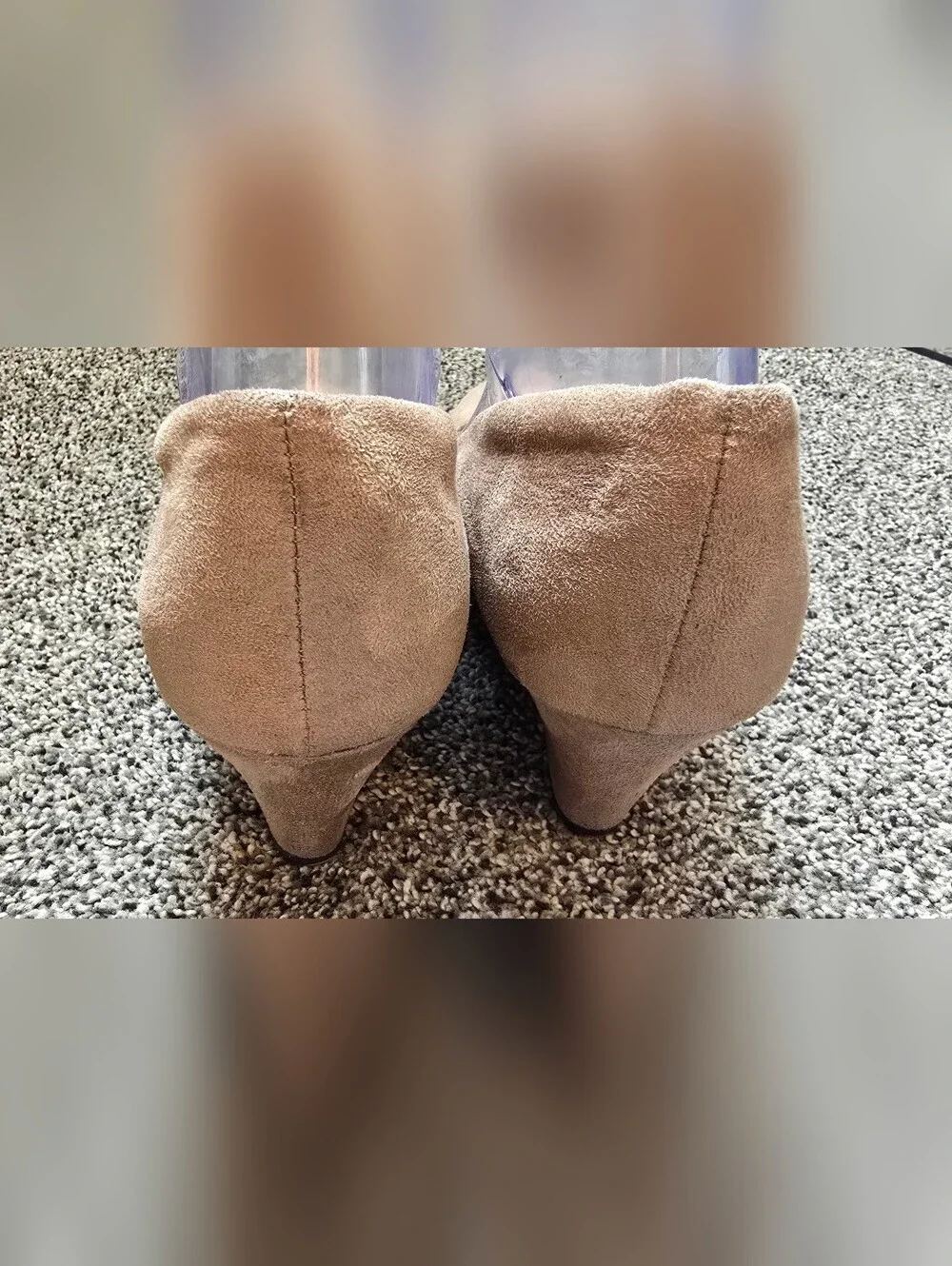Dexflex Comfort Faux-Suede Closed-Toe Wedge Pumps Womens Size 9